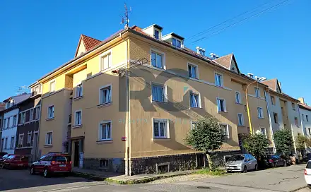 Pronájem bytu 1+kk 38 m²