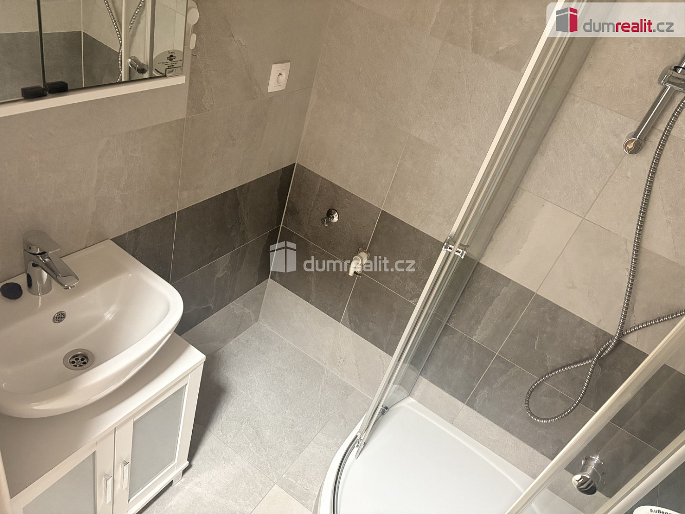 Pronájem bytu 2+1 53 m² — photo 2