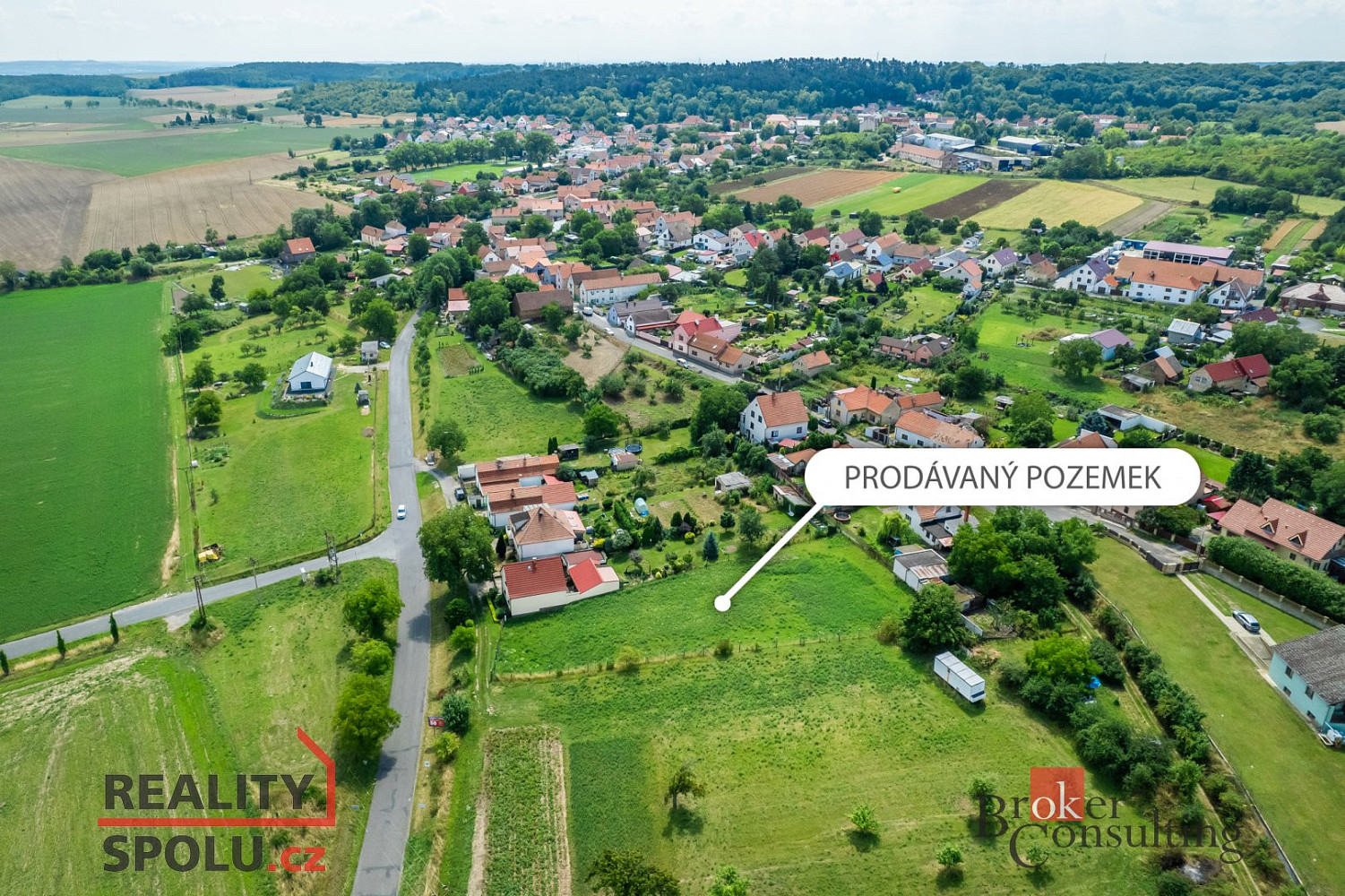 Prodej stavebního pozemku 1 645 m² — photo 2