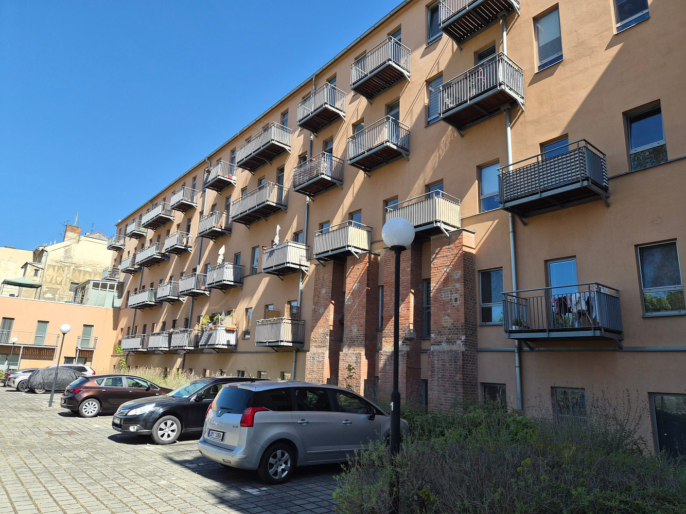 Pronájem venkovního parkovacího stání brno zábrdovice