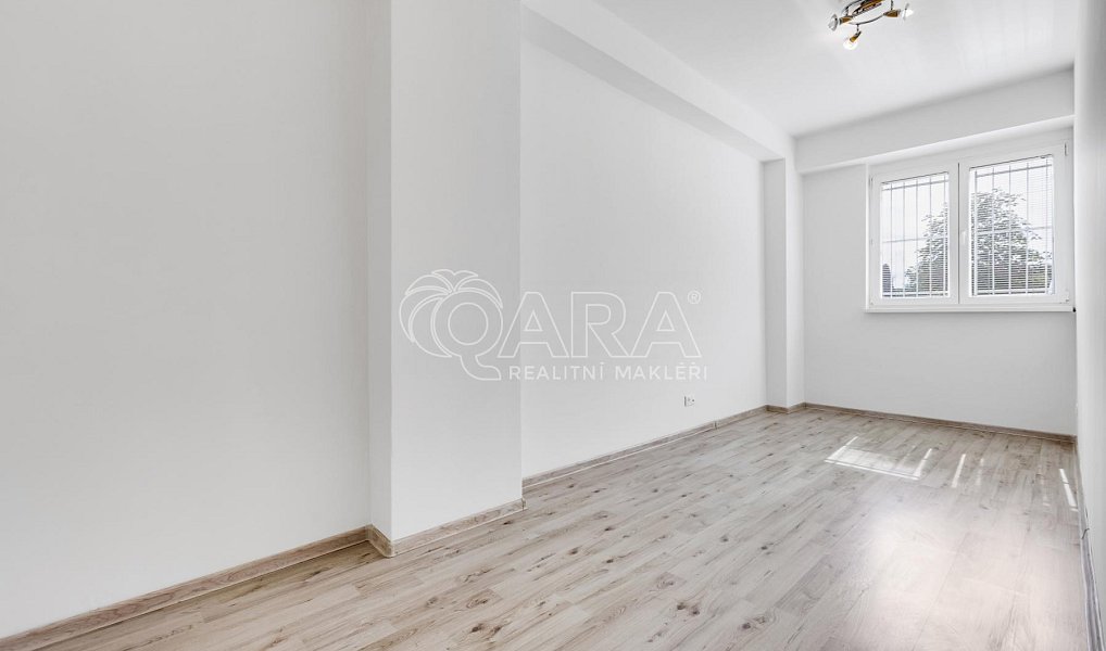 Prodej bytu 5+kk 86 m², Praha – náhled fotky 3