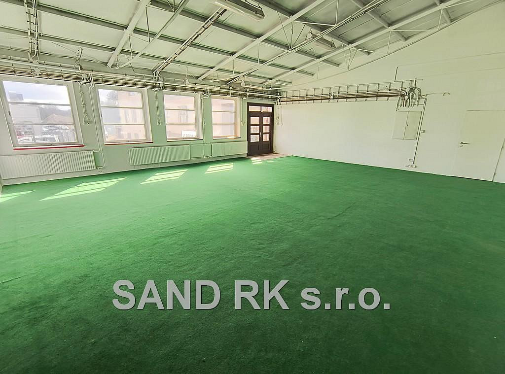 Pronájem komerčního objektu (jiného typu) 3 300 m² – fotografie 2