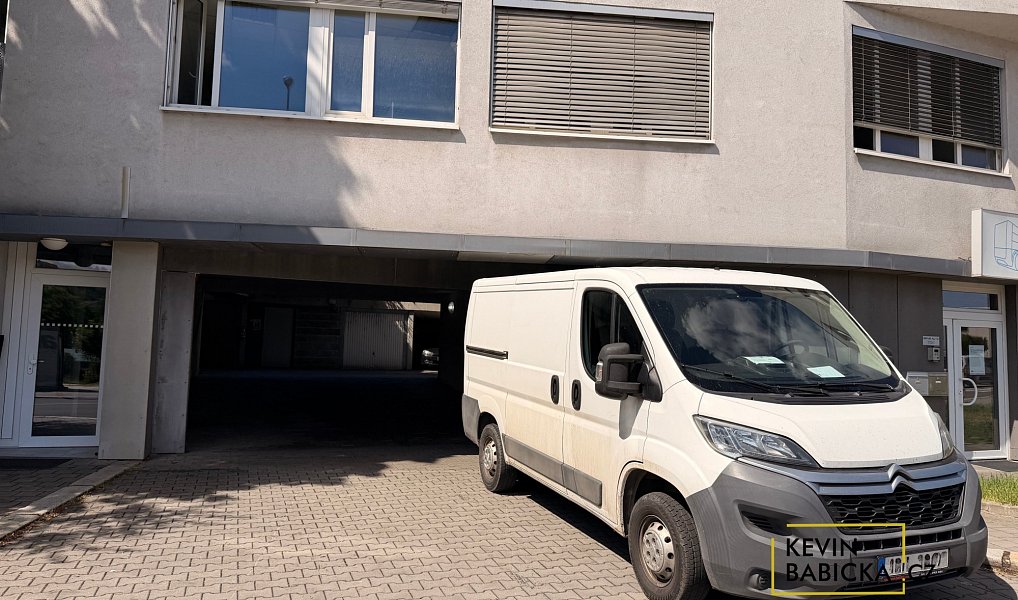Pronájem garážového stání, ul. Kosmova, Brno-Královo Pole, Brno – náhled fotky 7