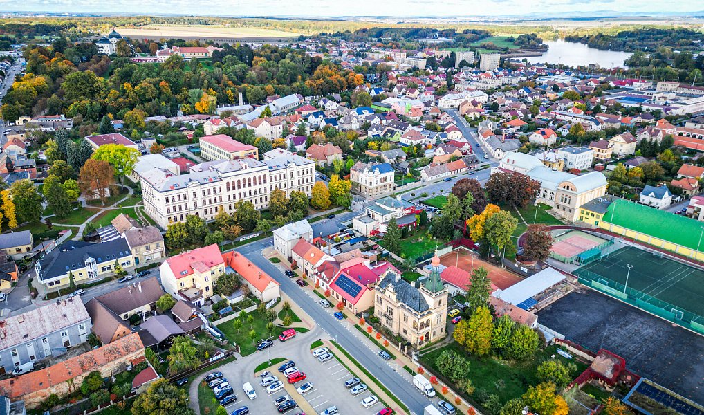 Prodej domu 700 m² s pozemkem 4 338 m², Chlumec nad Cidlinou – náhled fotky 30