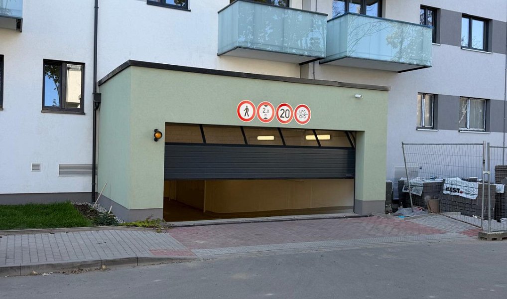 Pronájem bytu 2+kk 52 m², Praha – náhled fotky 15