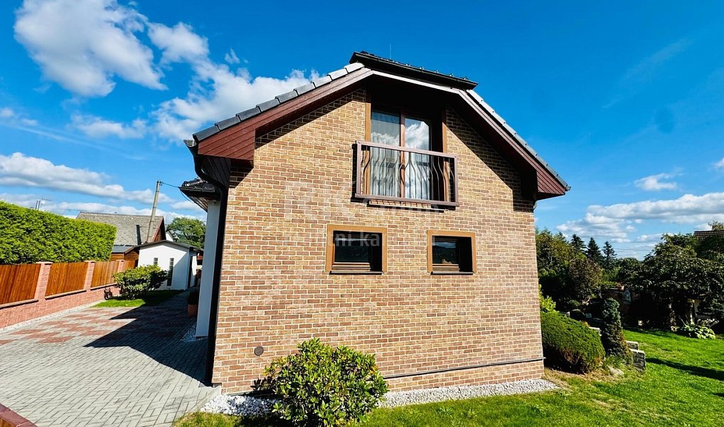 Prodej domu 213 m² s pozemkem 682 m², Velká Hleďsebe – náhled fotky 29