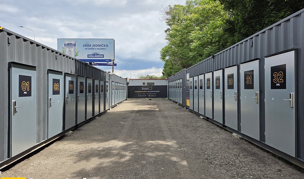 Samoobslužné skladovací boxy, ul. Hladíkova/Charbulova, Brno - Černovice, Brno – náhled fotky 3