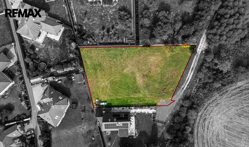 Prodej stavebního pozemku 2 227 m², Sadov – náhled fotky 3