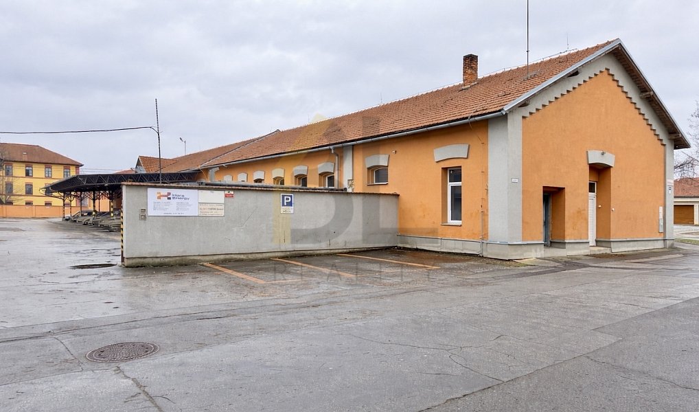 Pronájem skladovacích prostor 800 m², Hodonín – náhled fotky 10