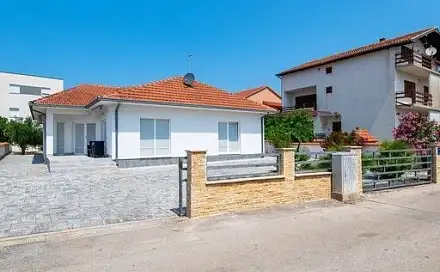 Prodej domu 136 m² s pozemkem 665 m², Vodice, Chorvatsko