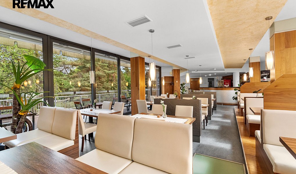 Prodej restaurace 489 m², Plzeň – náhled fotky 32
