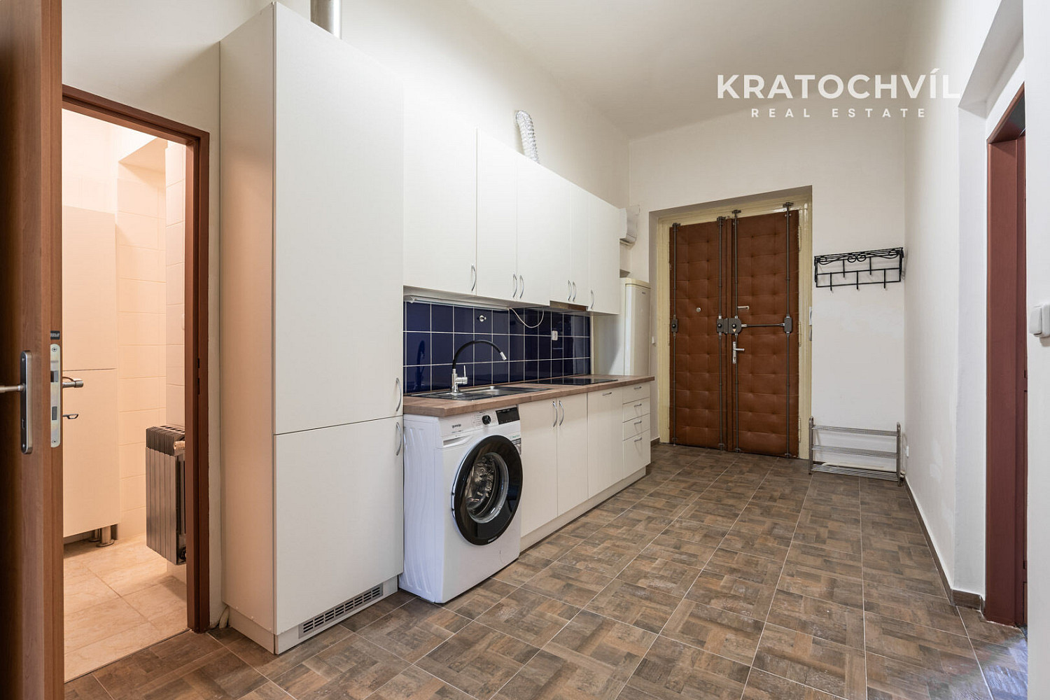 Pronájem bytu 3+kk 101 m² – fotografie 3