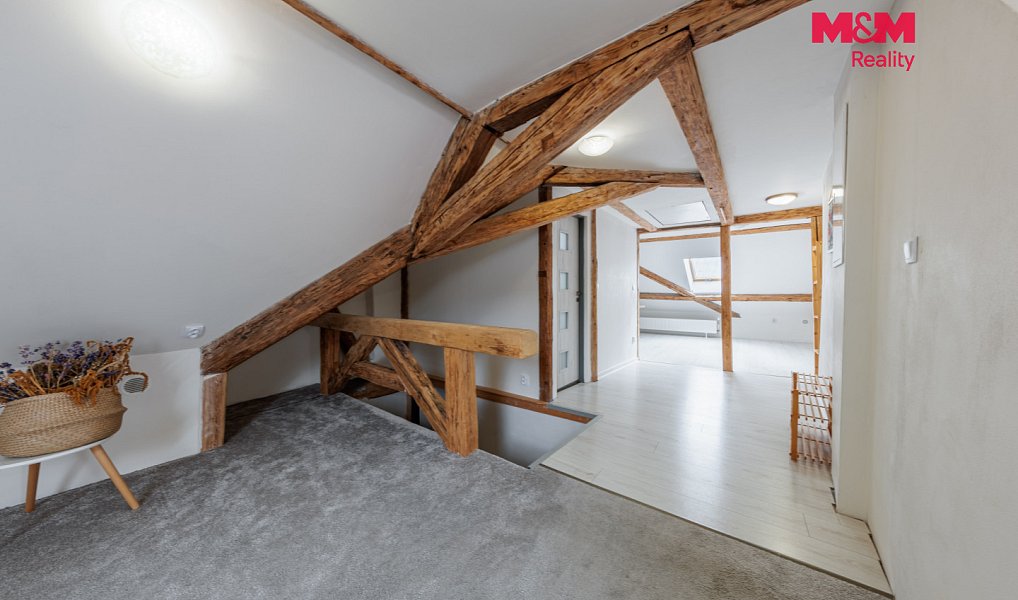 Prodej nájemního domu, činžáku 327 m², Hroznětín – náhled fotky 19