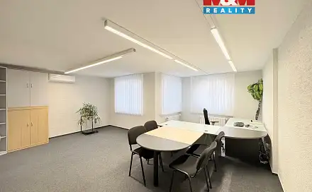 Pronájem kanceláře 34 m², Hlubčická, Krnov - Pod Bezručovým vrchem, okres Bruntál
