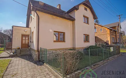 Prodej domu 144 m² s pozemkem 964 m², Černá Voda, okres Jeseník