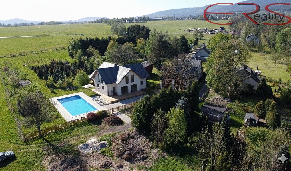 Prodej stavebního pozemku 3 330 m², Liberec – náhled fotky 3