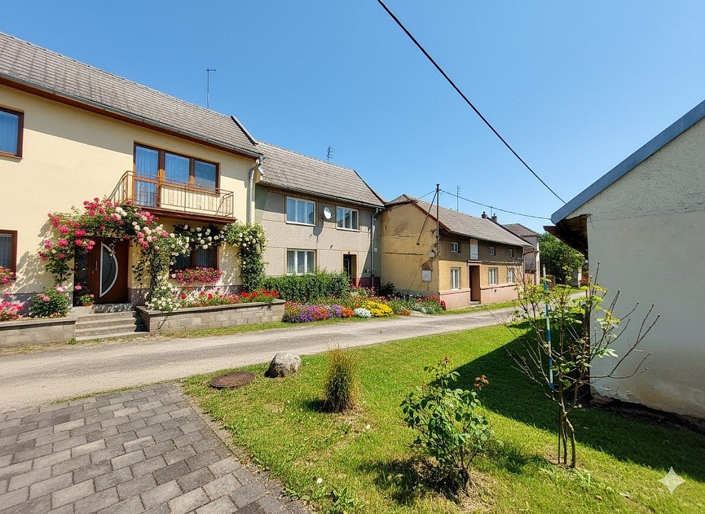 Prodej domu 77 m² s pozemkem 144 m²