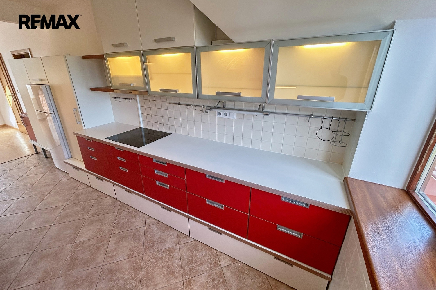 Pronájem bytu 4+kk 99 m² - Widok 2