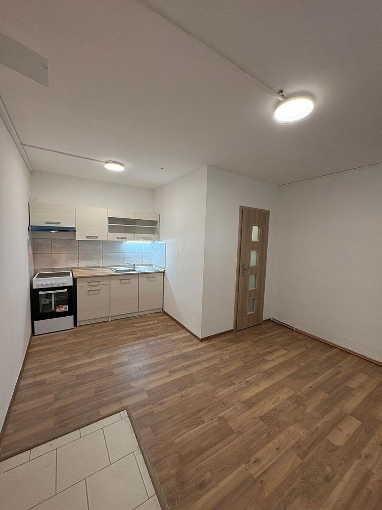 Pronájem bytu 1+kk 16 m²