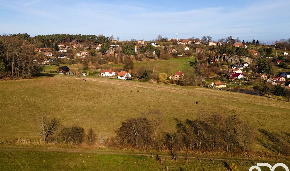 Prodej stavebního pozemku 2 081 m², Budislav – náhled fotky 7
