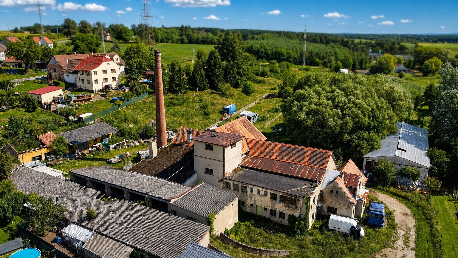 Prodej výrobních prostor 1 600 m² – fotografie 4