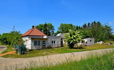 Prodej domu 100 m² s pozemkem 767 m², U nové louky, Praha 4 - Cholupice