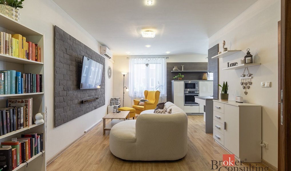 Prodej bytu 2+kk 51 m², Břeclav – náhled fotky 4