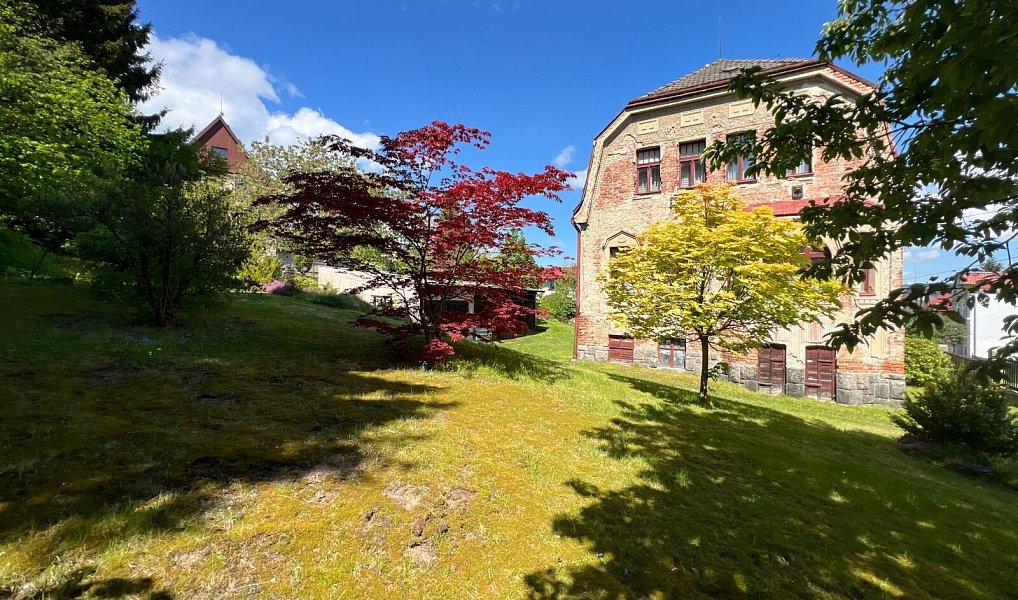 Prodej domu 190 m² s pozemkem 1 331 m², Jablonec nad Nisou – náhled fotky 34