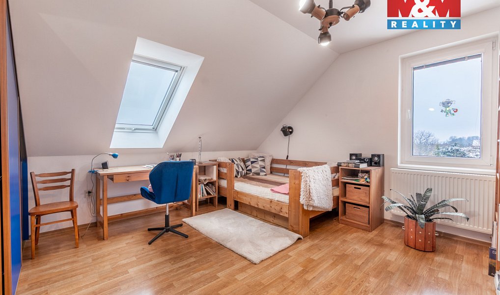 Prodej domu 229 m² s pozemkem 1 015 m², Varnsdorf – náhled fotky 12
