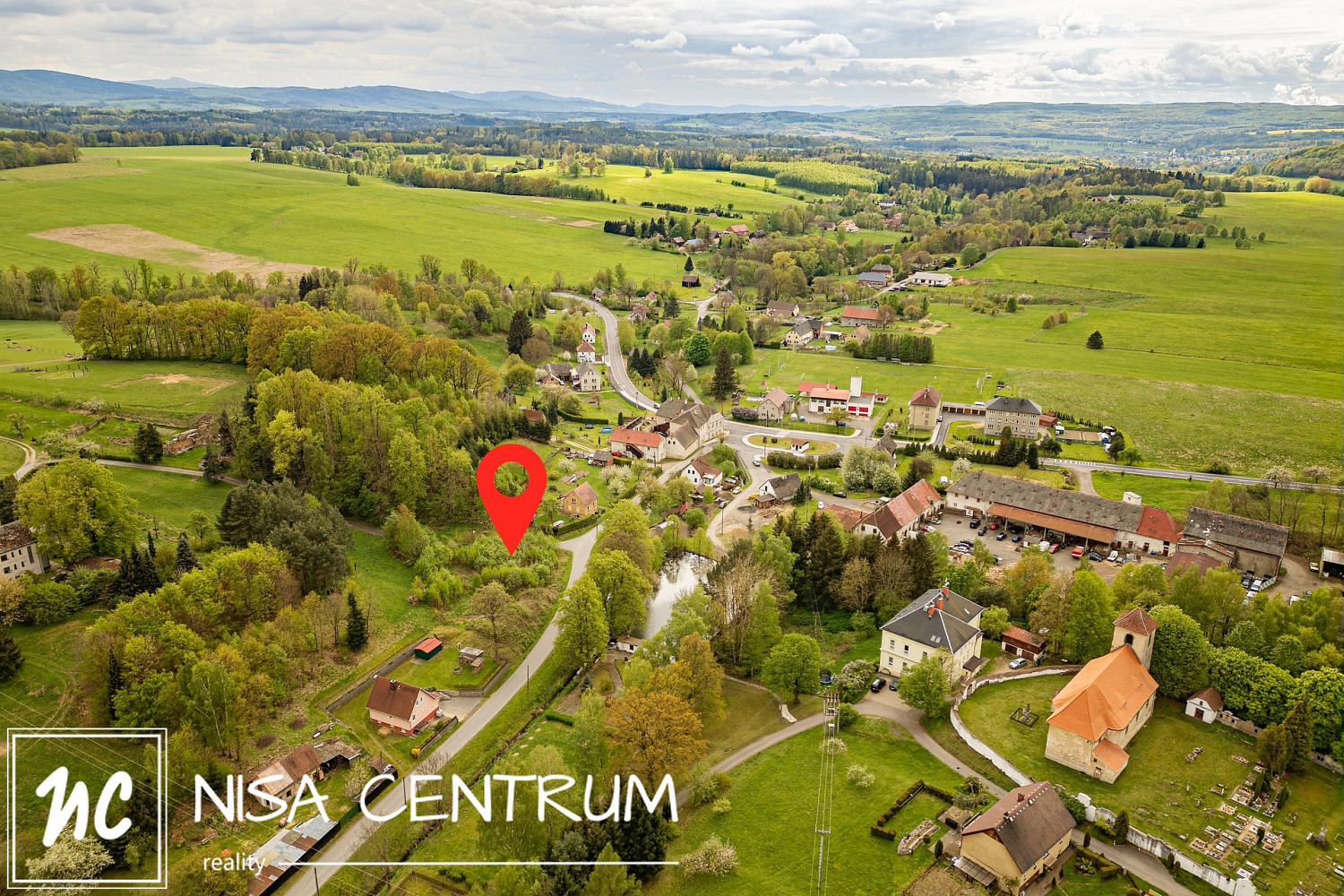 Prodej stavebního pozemku 1 849 m²