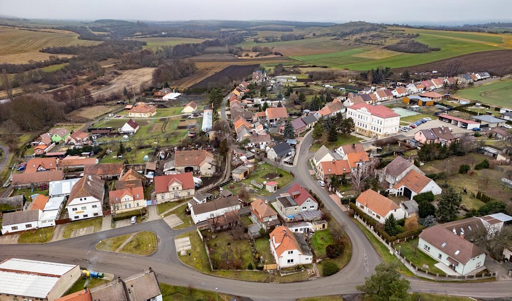 Prodej stavebního pozemku 669 m², Podbořany – náhled fotky 3