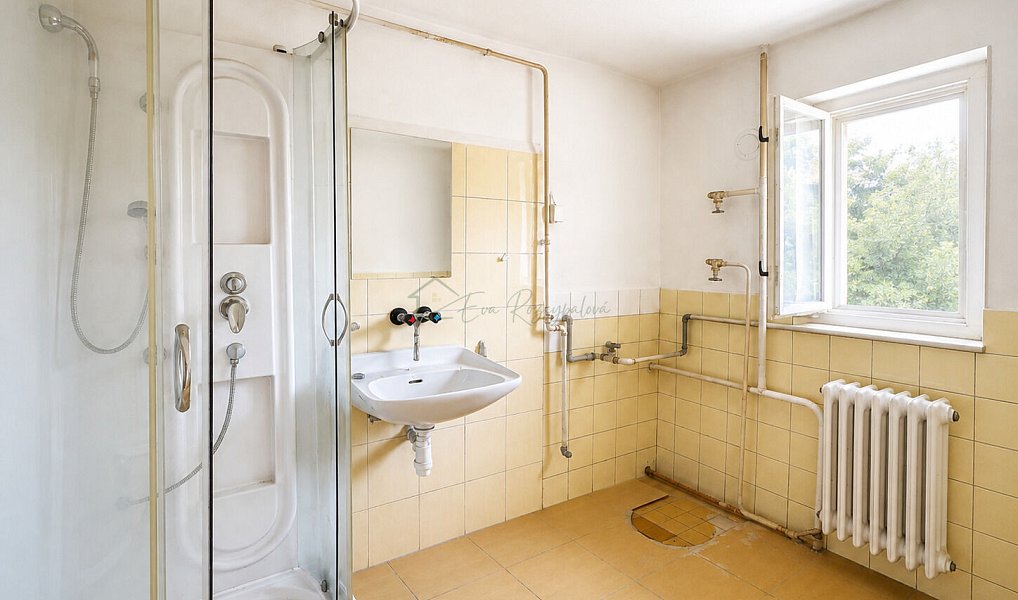 Prodej domu 147 m² s pozemkem 1 112 m², Zdounky – náhled fotky 6