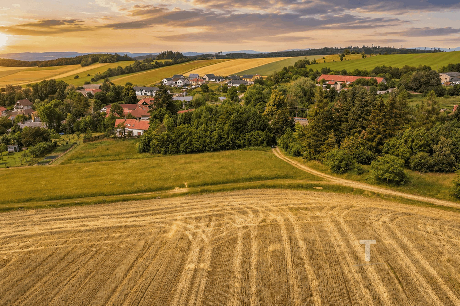 Prodej stavebního pozemku 2 894 m² – fotografie 2