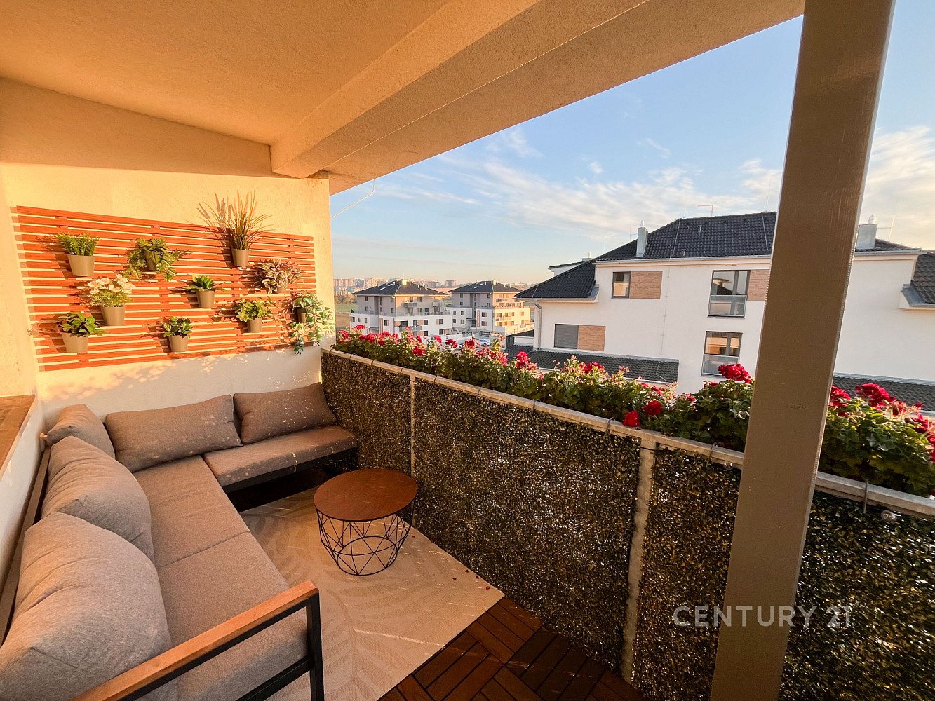 Pronájem bytu 3+kk 76 m²