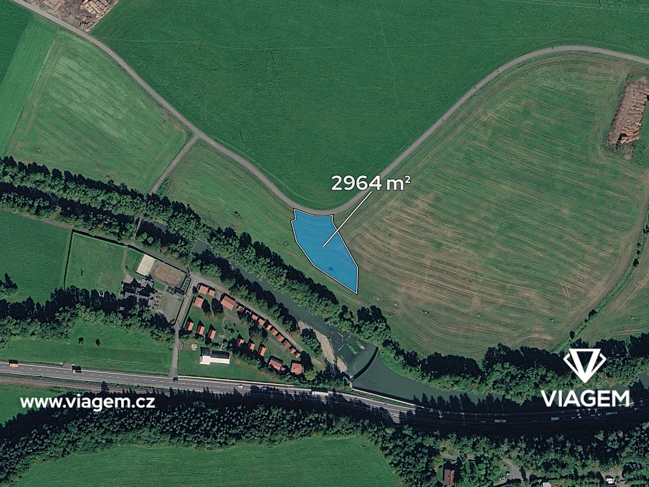 Prodej pole 592 m² – fotografie 2