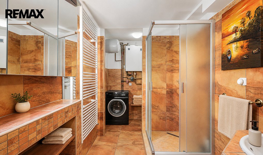 Prodej domu 350 m² s pozemkem 9 285 m², Nový Knín – náhled fotky 10