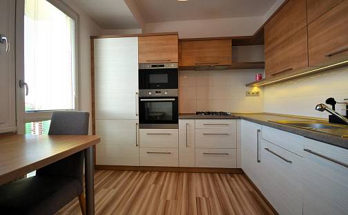 Pronájem bytu 1+1 36 m², Kopernikova, Třinec - Lyžbice, okres Frýdek-Místek