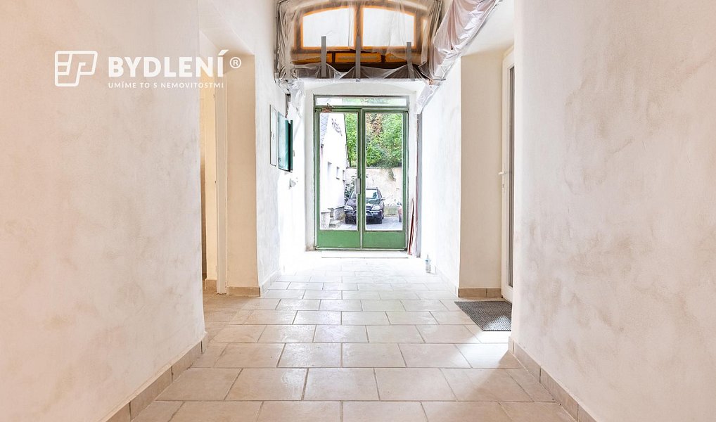 Pronájem restaurace 330 m², Krupka – náhled fotky 10