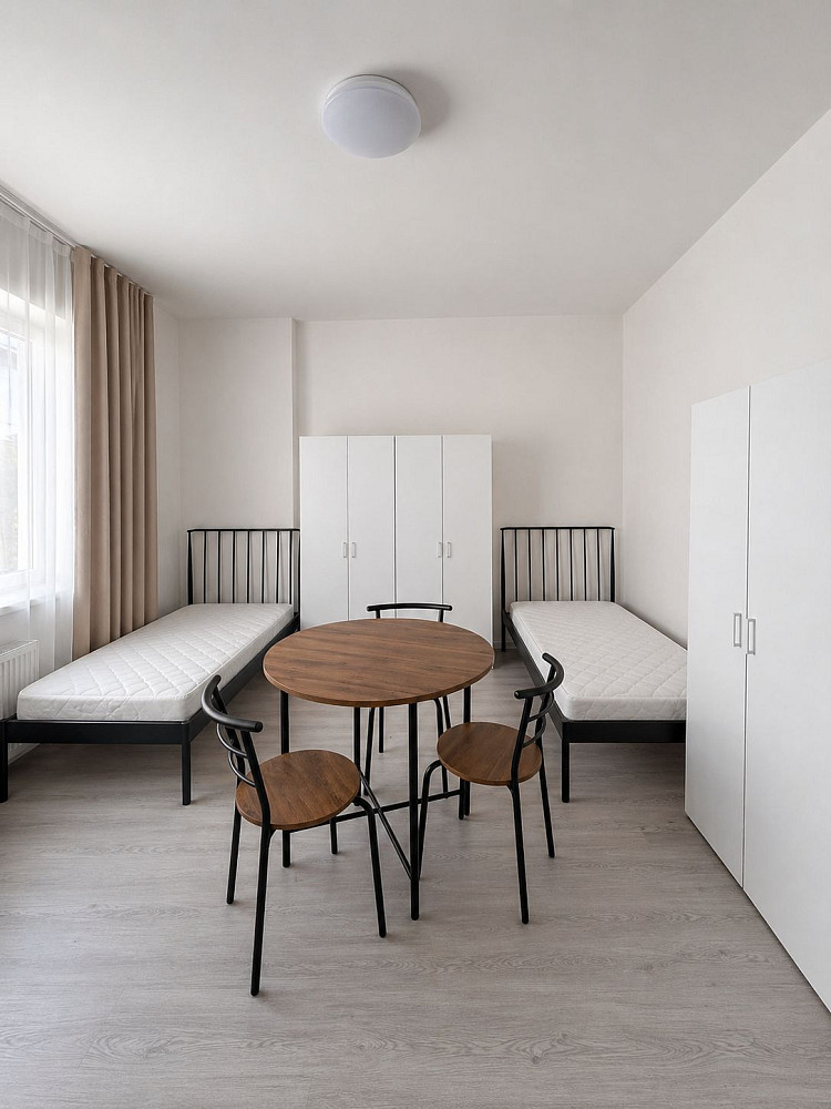 Pronájem pokoje 25 m² – fotografie 4