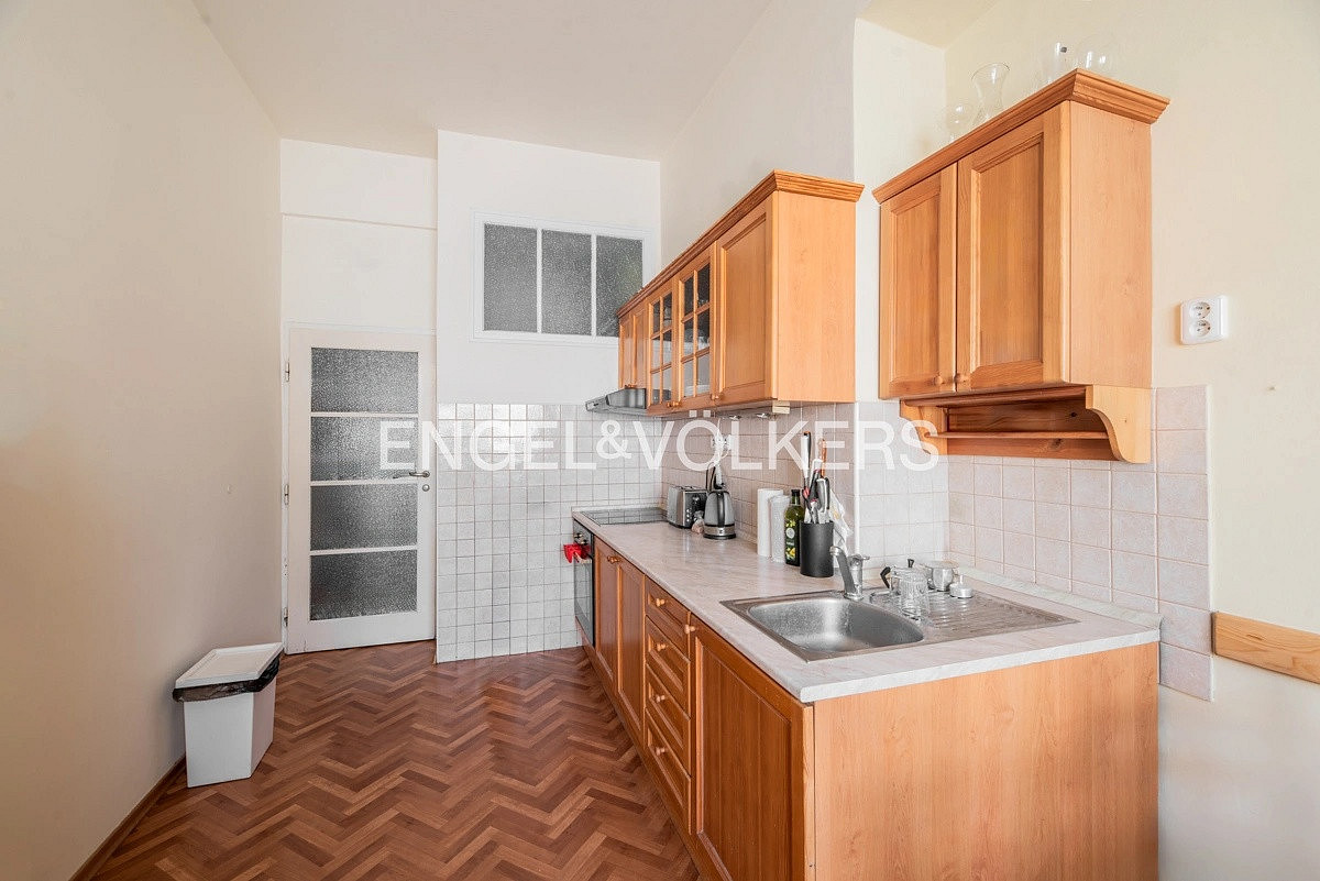 Pronájem bytu 2+1 85 m² — photo 4