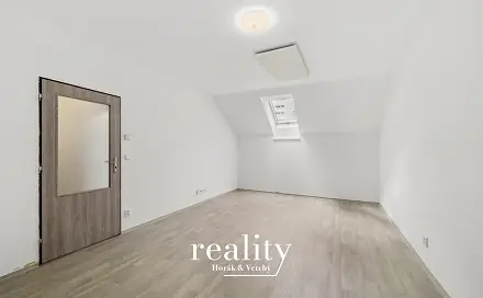 Pronájem bytu 2+kk 46 m², Žižkova, Jihlava