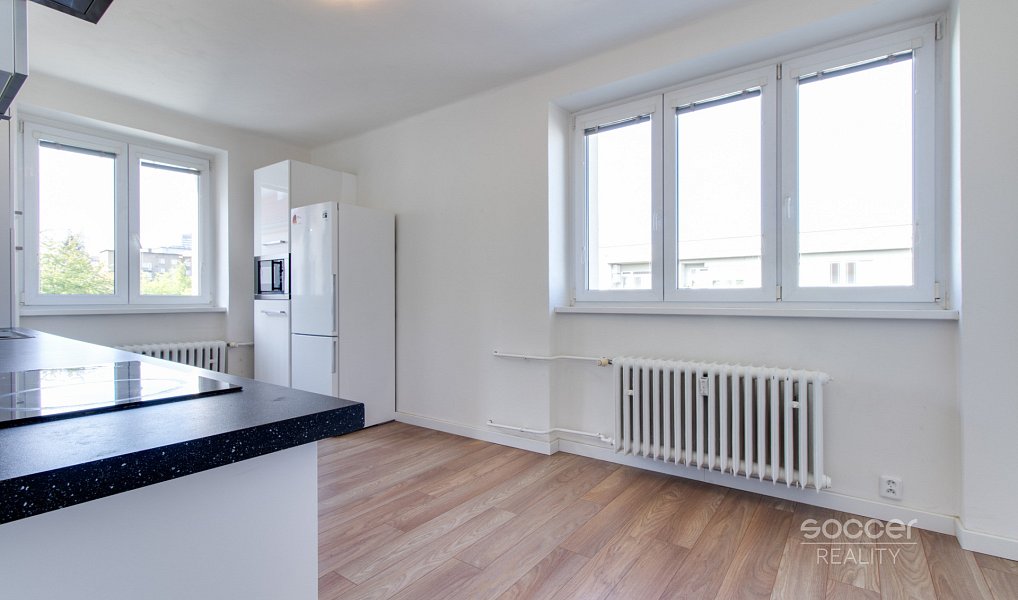 Pronájem bytu 2+1 77 m², Praha – náhled fotky 12