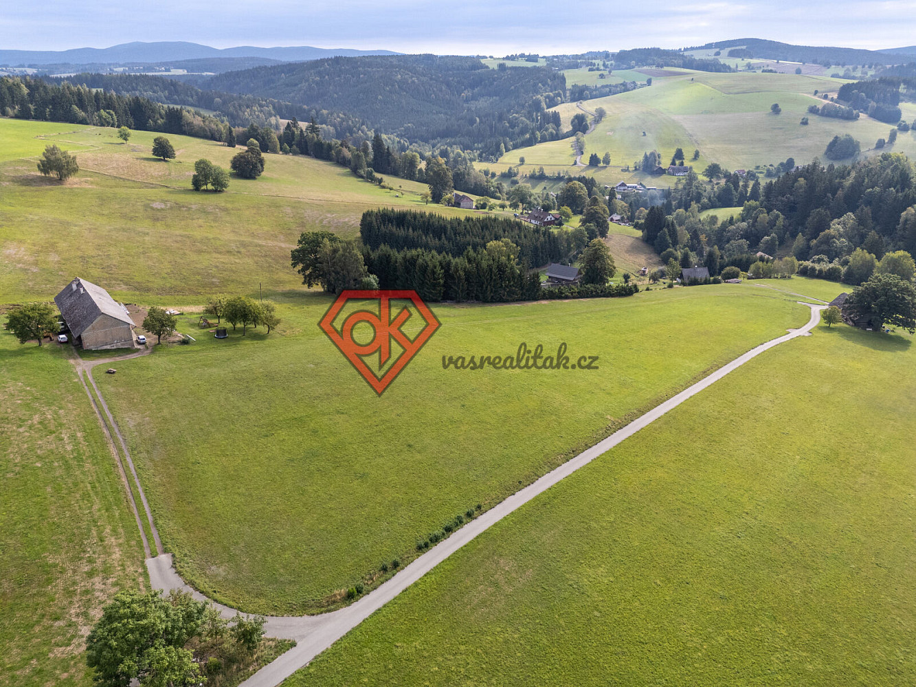 Prodej stavebního pozemku 3 200 m² – fotografie 2