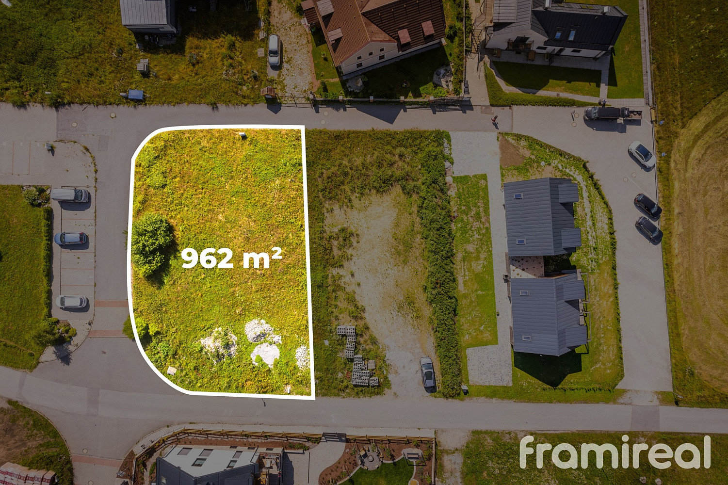 Prodej stavebního pozemku 962 m² – fotografie 3