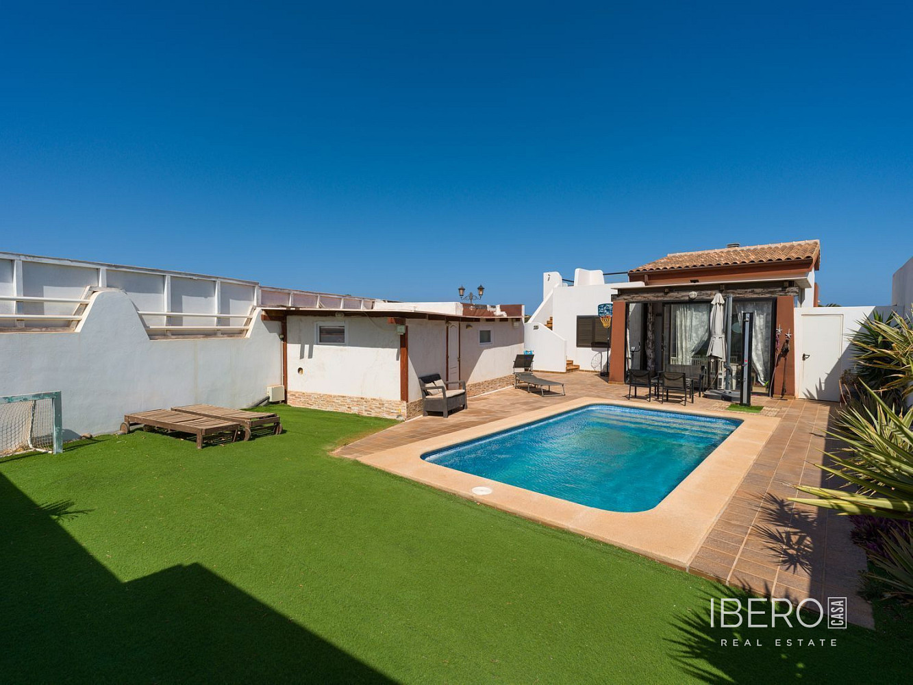 Casa 4+kk – Antigua - Más