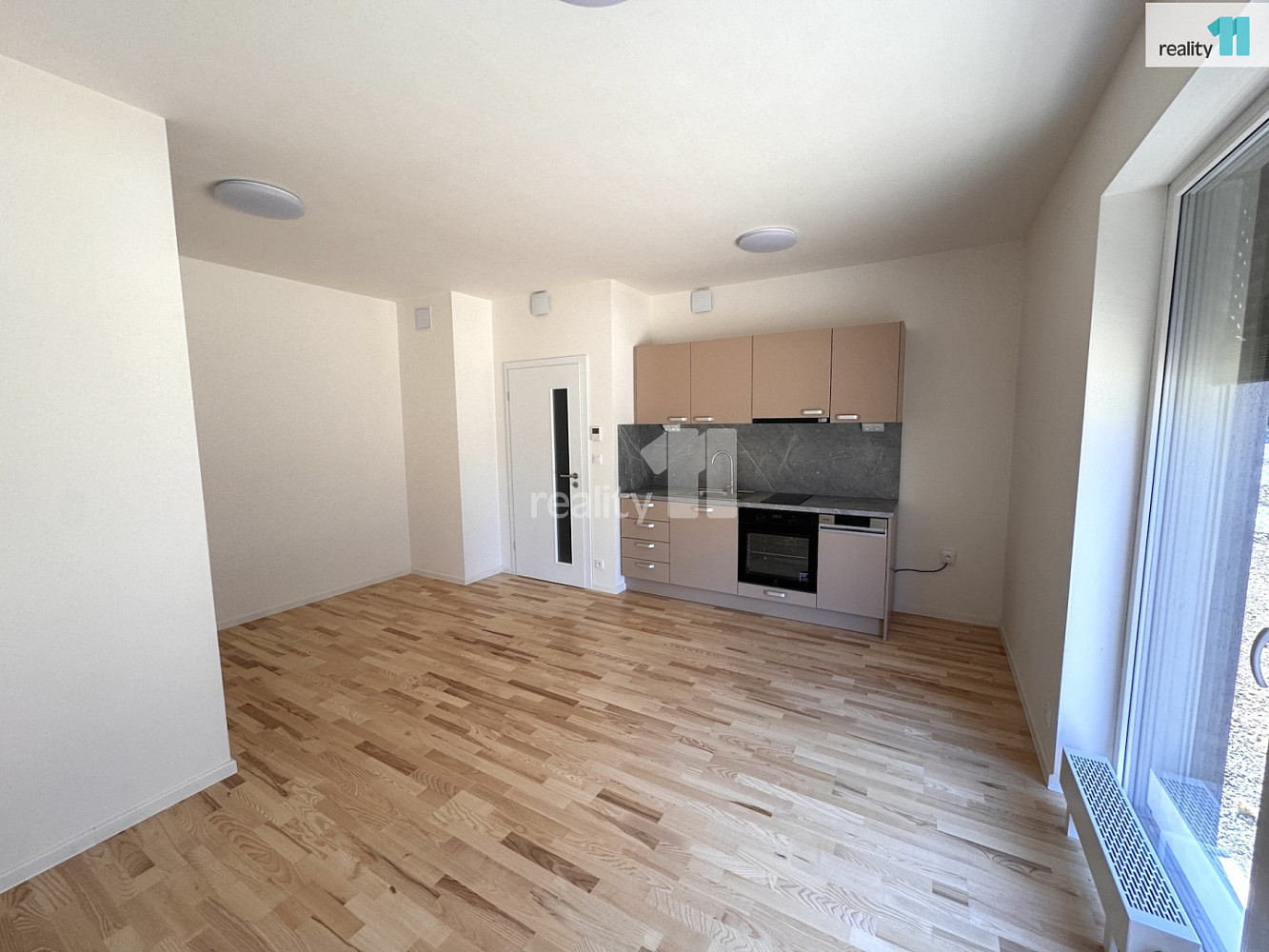 Pronájem bytu 1+kk 35 m²