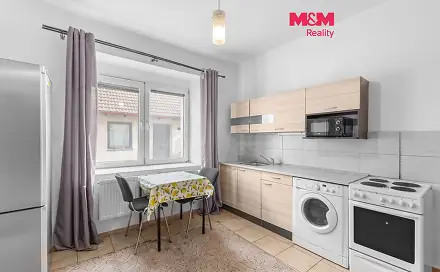 Prodej domu 161 m² s pozemkem 207 m², V. Burgra, Kladno
