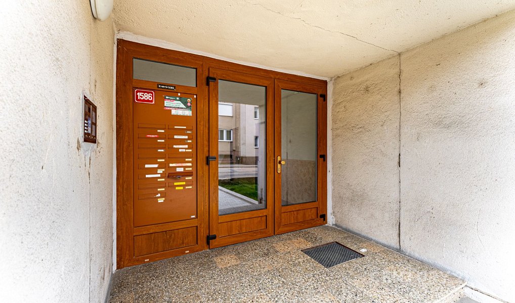 Prodej bytu 2+1 62 m², Benešov – náhled fotky 17