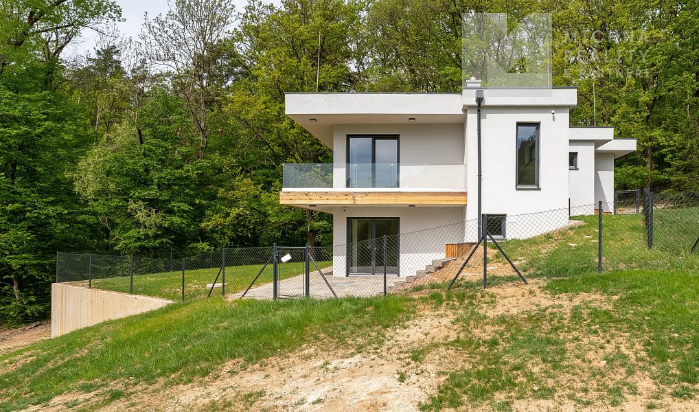 Prodej domu 256 m² s pozemkem 468 m², Rozdrojovice – náhled fotky 2