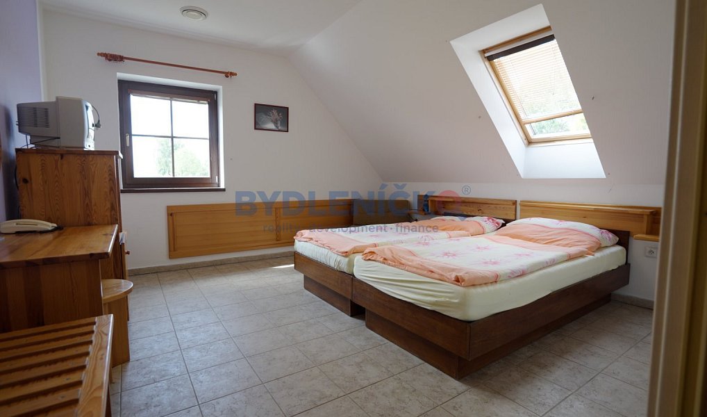 Prodej domu 475 m² s pozemkem 2 453 m², Chlum u Třeboně – náhled fotky 11